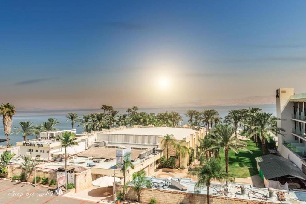 Luxury Apartment On The Lake Tiberias Exterior photo