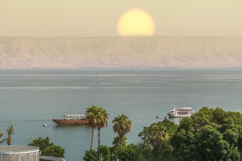 Luxury Apartment On The Lake Tiberias Exterior photo